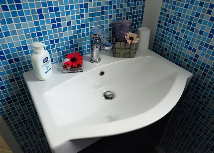 Rotiroti דירה זאדאר