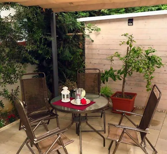 דירה Rotiroti זאדאר